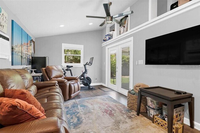 Building Photo - 1224 Catherine St