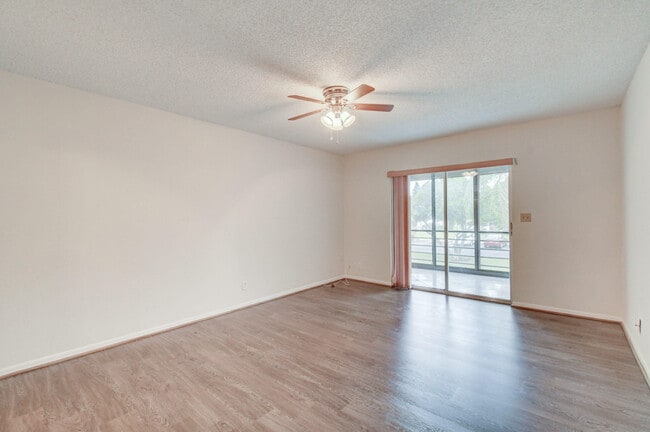 Building Photo - 5710 Princess Palm Ct