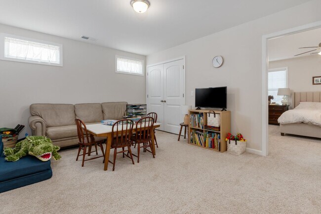 Building Photo - Beautiful, Almost New Home Located in The Desirable Elgin, SC