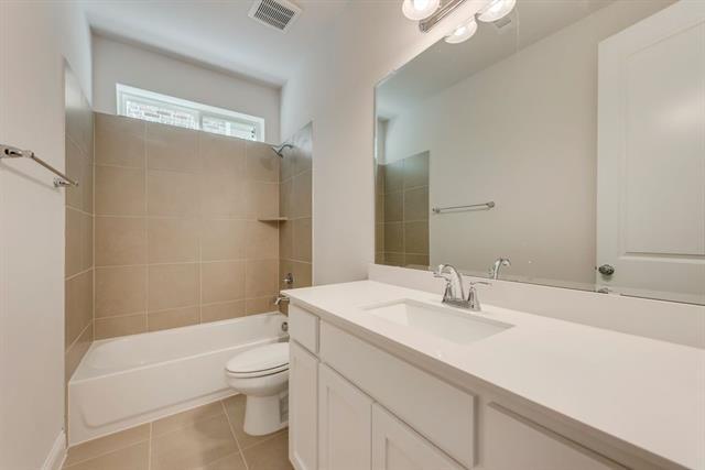 Building Photo - 3430 Ridgecross Dr