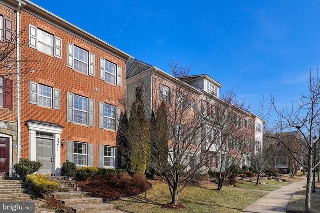 Building Photo - 23411 Rainbow Arch Dr