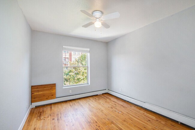 Building Photo - Cozy 1 bed 1 bath in Uptown!