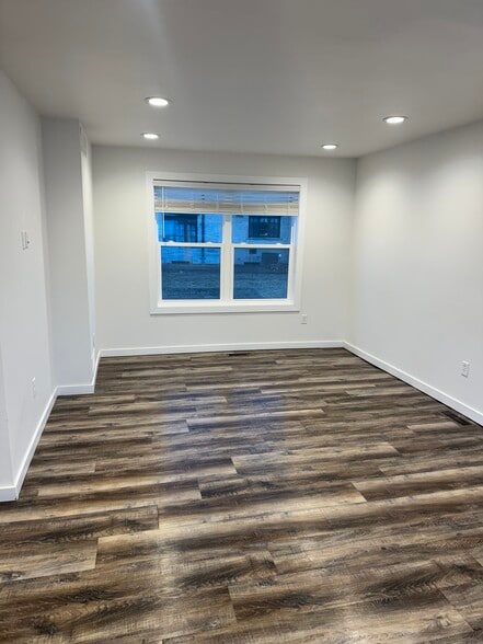 Building Photo - 1411 22nd Ave