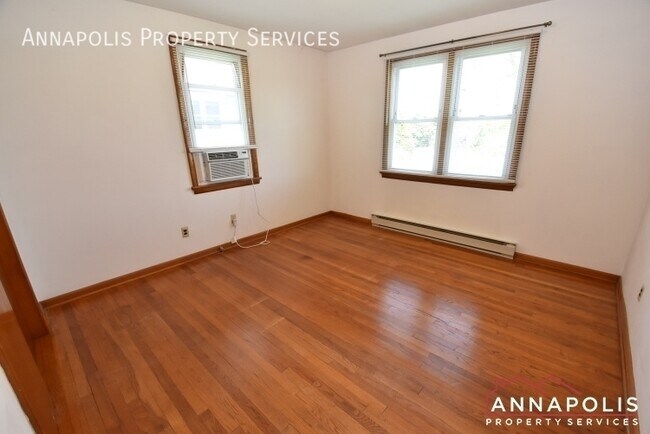 Building Photo - 3043 Riva Rd
