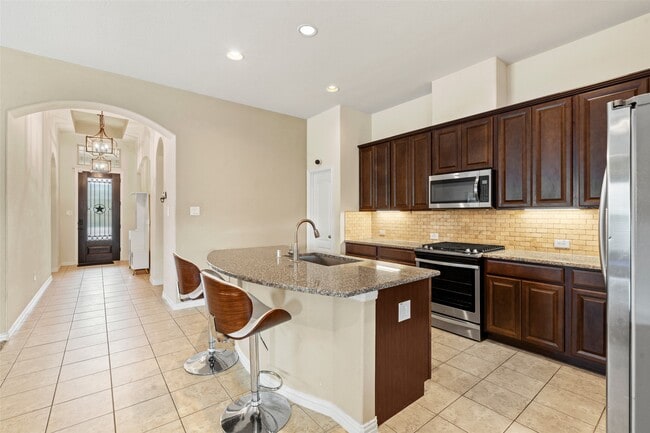 Building Photo - 3012 Broadhaven Dr