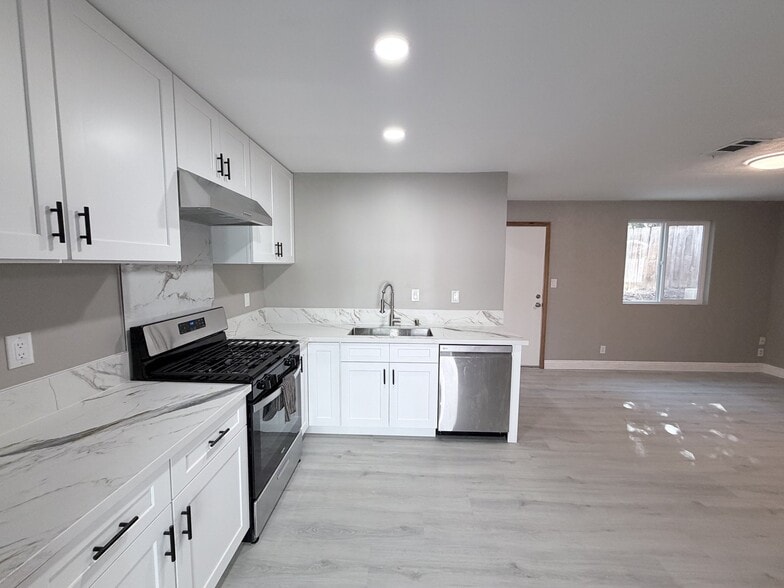 Building Photo - 11413 Meknes Way