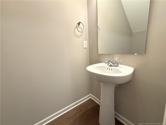 Building Photo - 2531 Gardner Park Dr