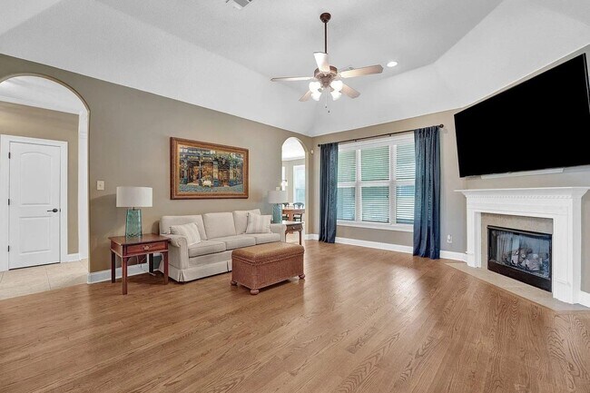 Building Photo - 5967 Carters Bluff Dr
