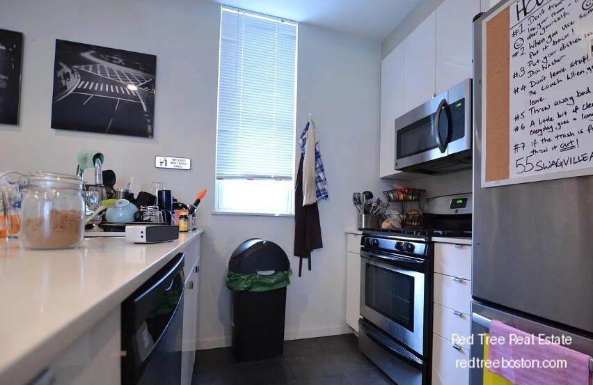 Building Photo - 53 Glenville Ave