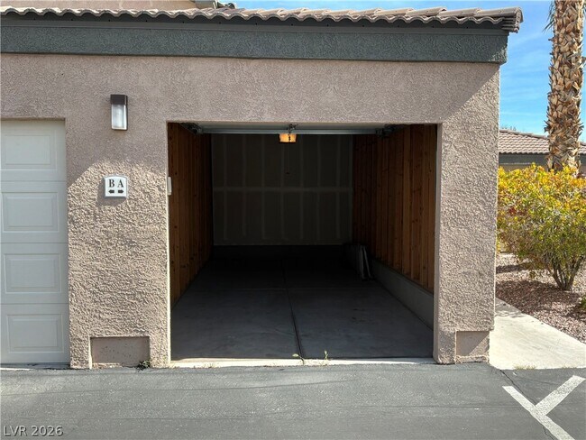 Building Photo - 8985 S Durango Dr