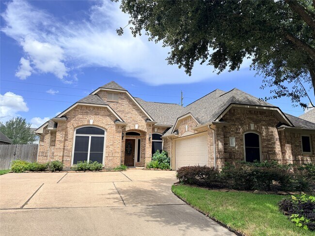 Building Photo - 17523 Laguna Trail Dr
