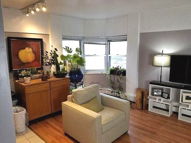 Building Photo - 4970 N Marine Dr