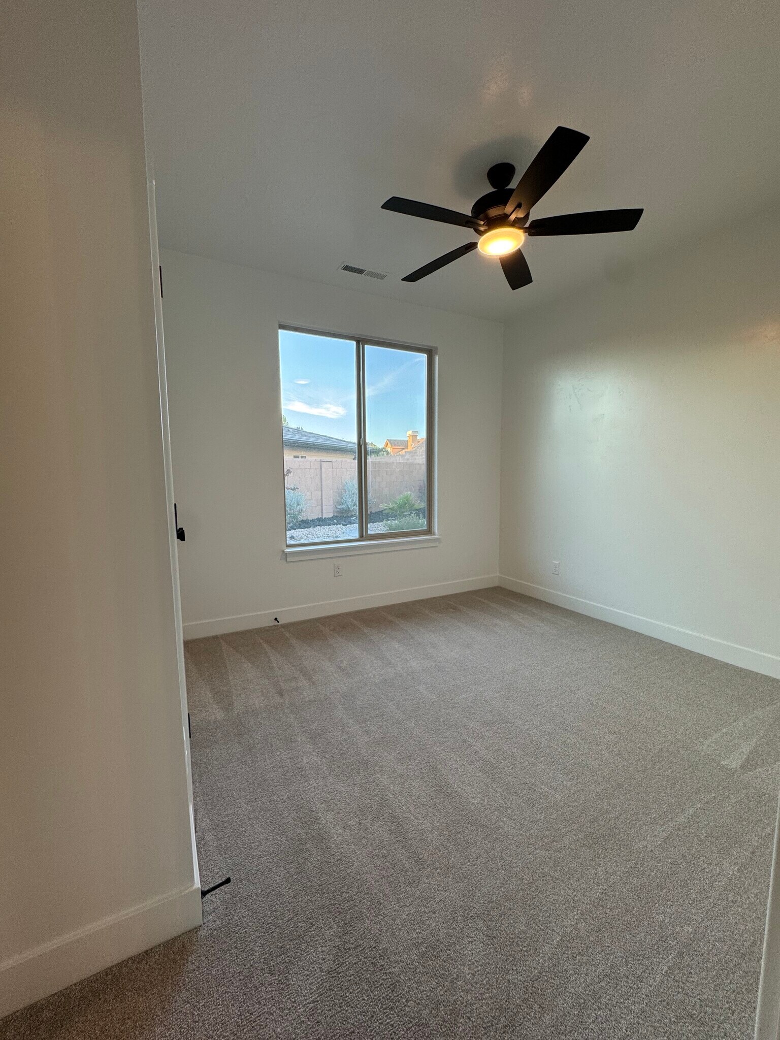 Building Photo - 1603 E Dihedral Dr