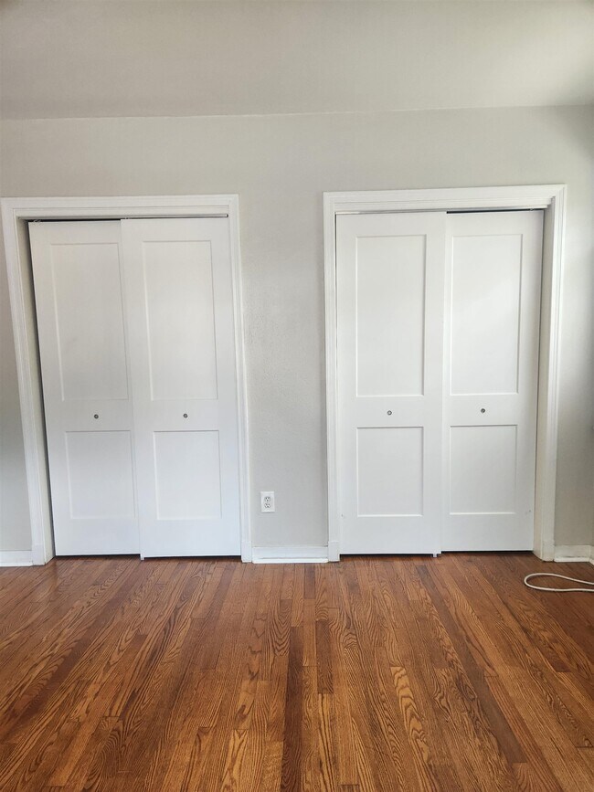 Building Photo - 55 Riberia St