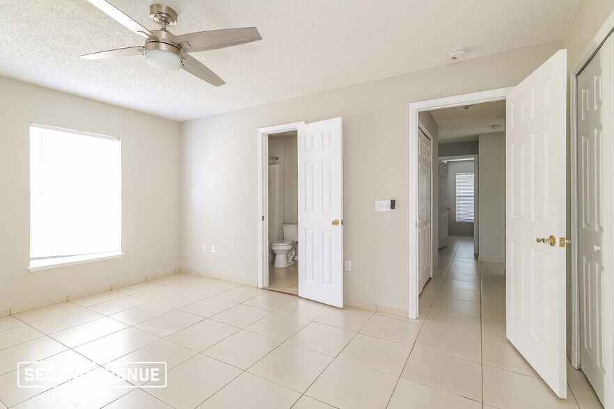 Building Photo - 2926 Noah Cir