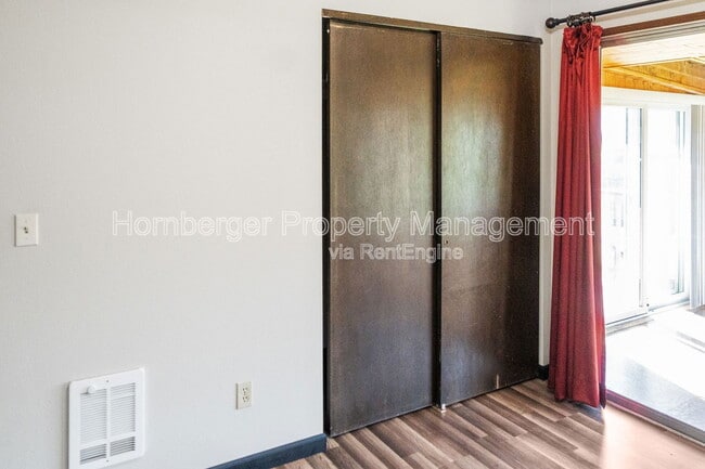Building Photo - 13726 E Mission Ave