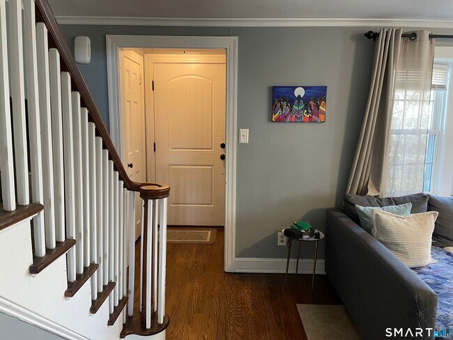 Building Photo - 99 Penn Dr