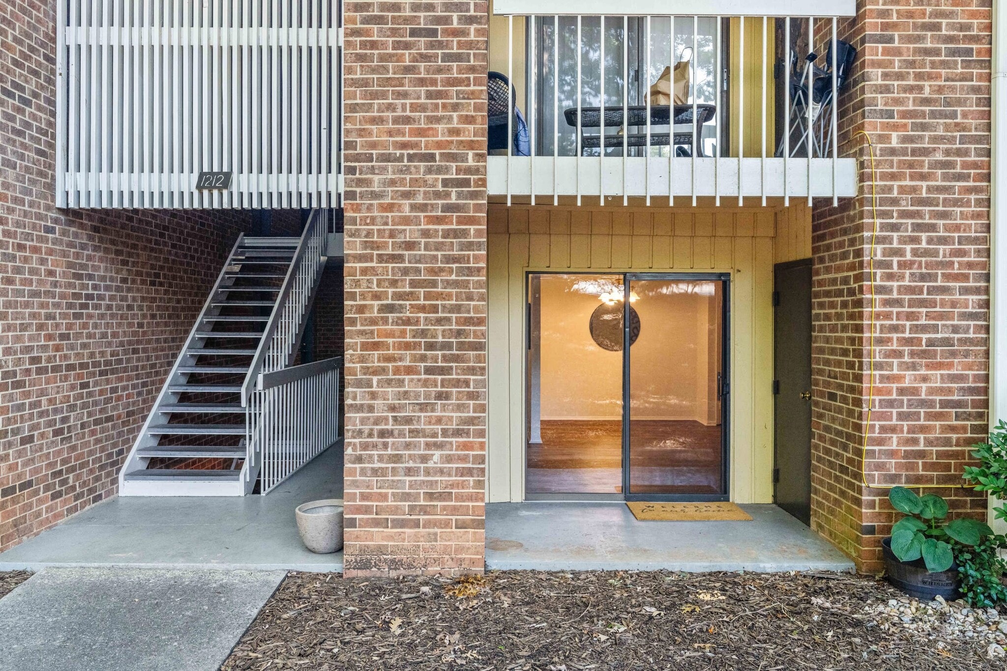 Building Photo - 1212 Schaub Dr