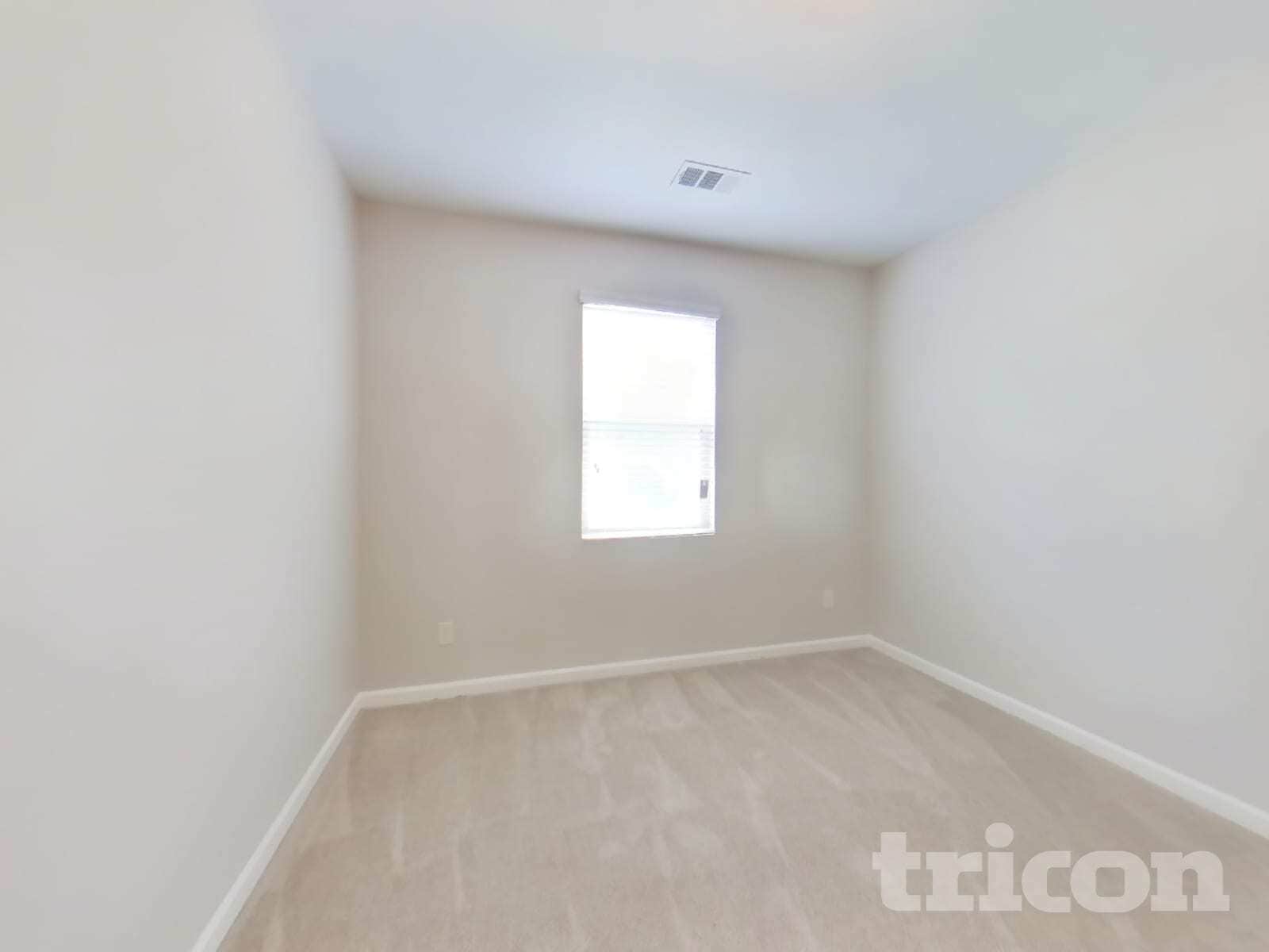 Building Photo - 474 Lake Ridge Ln