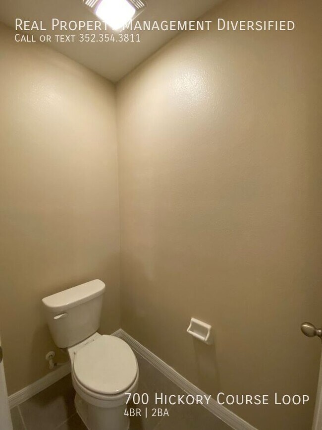 Building Photo - 700 Hickory Course Loop