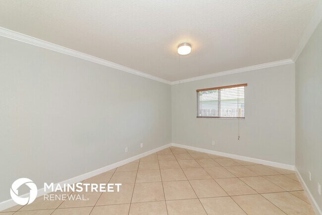 Building Photo - 2750 Trilby Ave