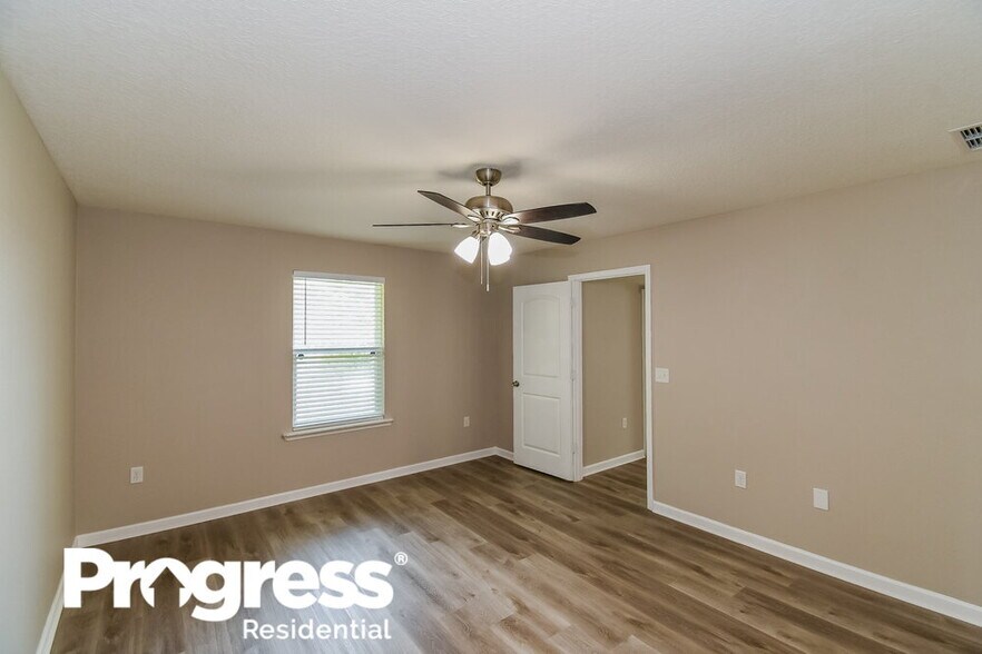 Building Photo - 3472 Bradley Creek Pkwy