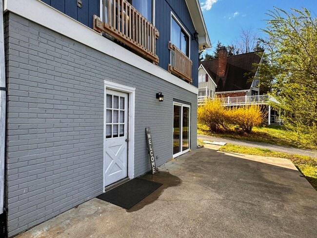 Building Photo - Ruckersville, -1 bedroom/1 bath, Terrace a...
