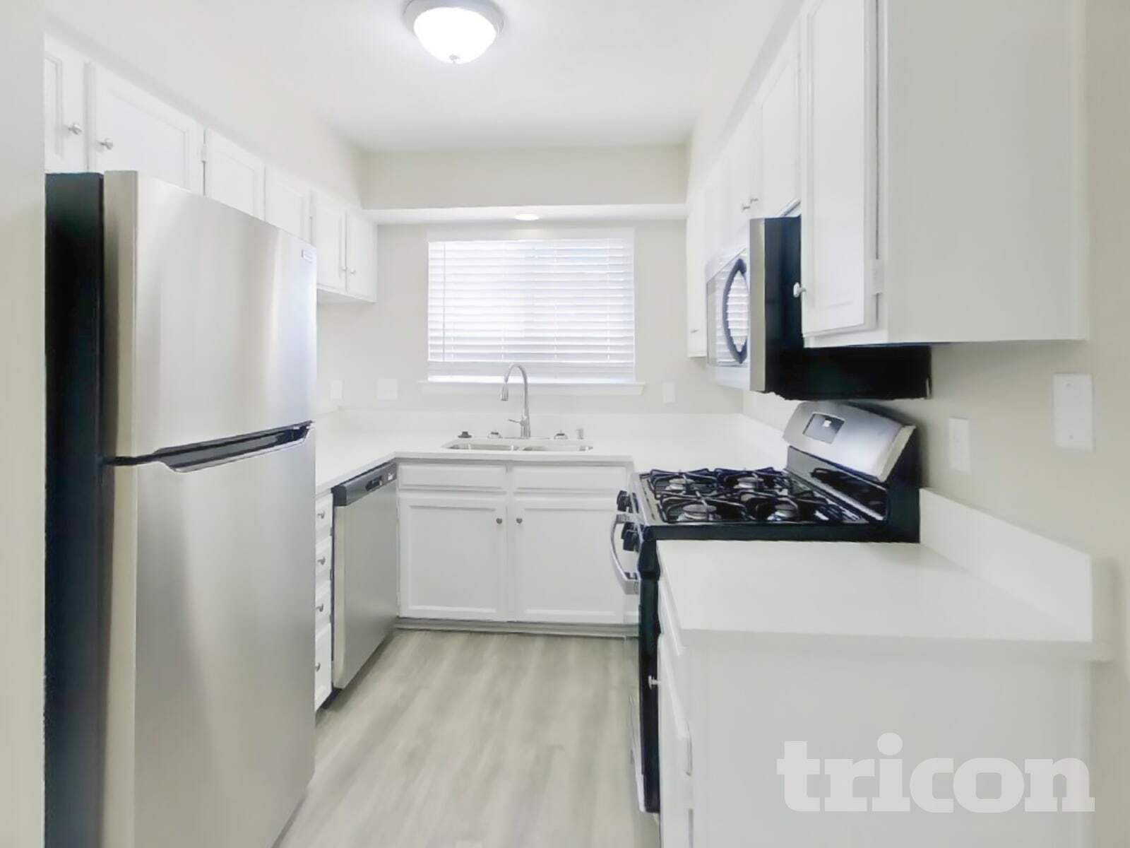 Building Photo - 5208 Territorial Rd NW