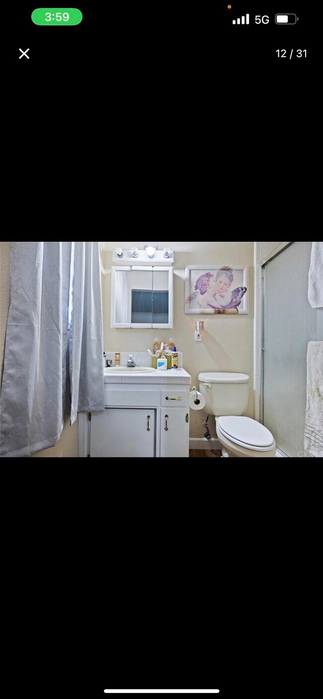 Building Photo - 420 S 3rd St