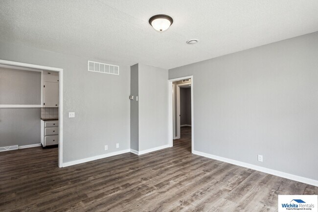 Building Photo - ***Coming soon***