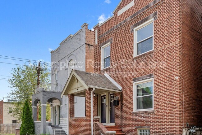 Building Photo - 3218 Oregon Ave