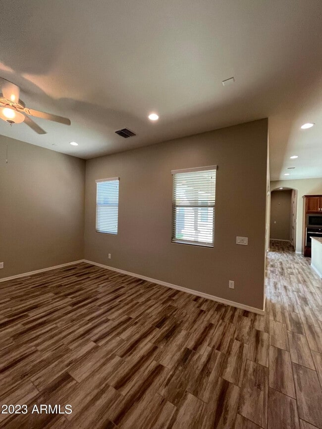 Building Photo - 4225 E Ronald St