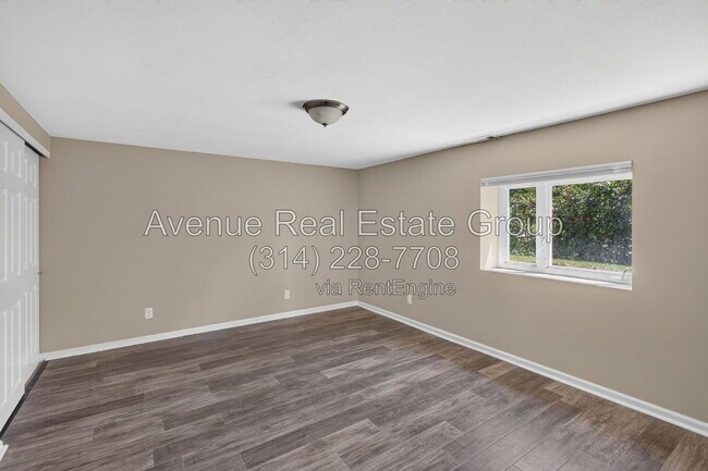Building Photo - 6 The Knolls Ln