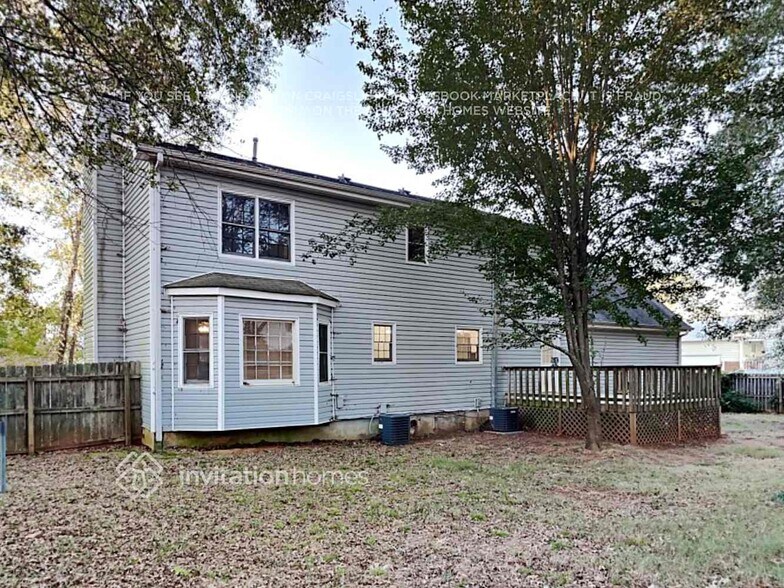 Building Photo - 201 Hambridge Ct