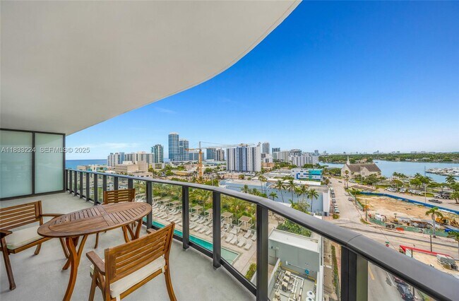 Building Photo - 580 72nd St