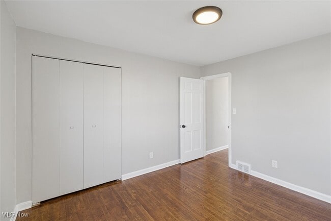 Building Photo - 2531 North Ave