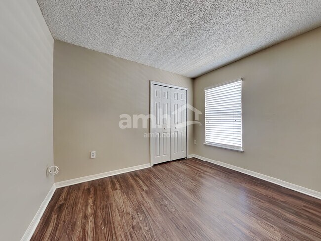 Building Photo - 3416 Lawn Tennis Dr