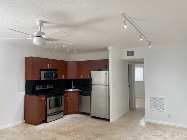 Kitchen - 1872 NE 46th St