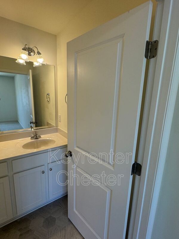 Building Photo - 11425 Claimont Mill Dr