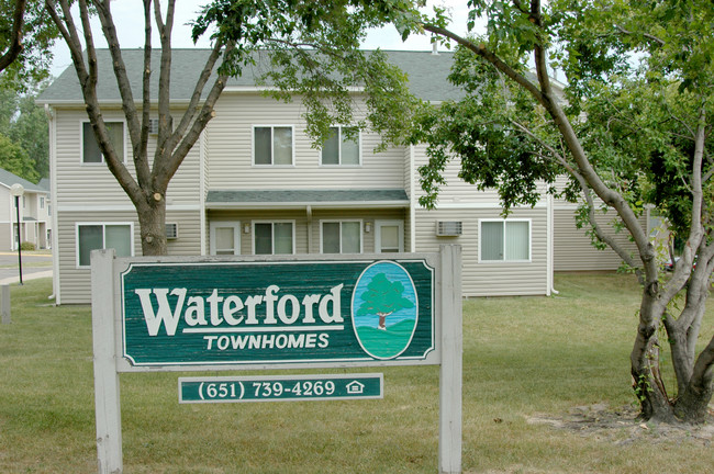 Building Photo - Waterford Townhomes