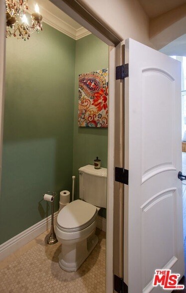 Building Photo - 3501 Caribeth Dr
