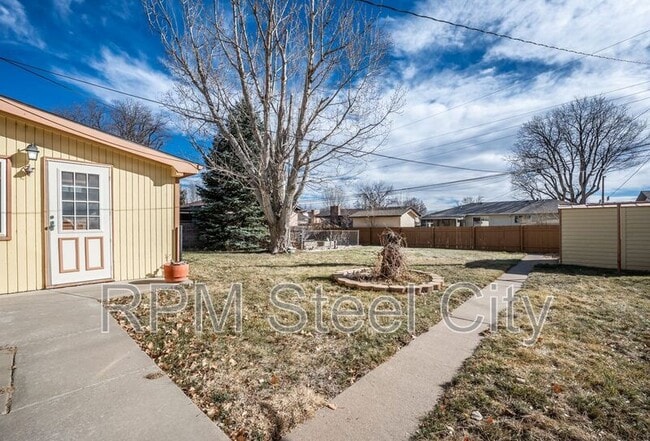 Building Photo - 61 University Cir