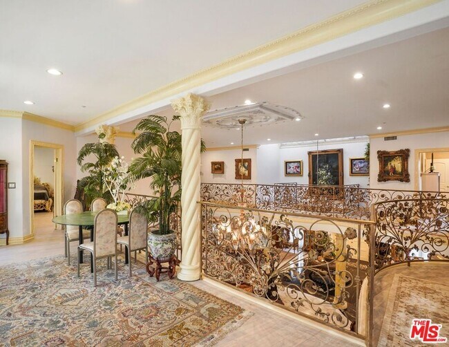 Building Photo - 2258 Gloaming Way