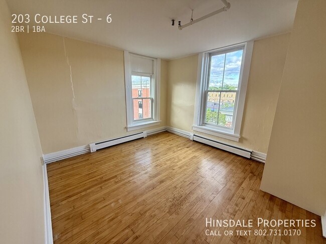 Building Photo - 203 College St