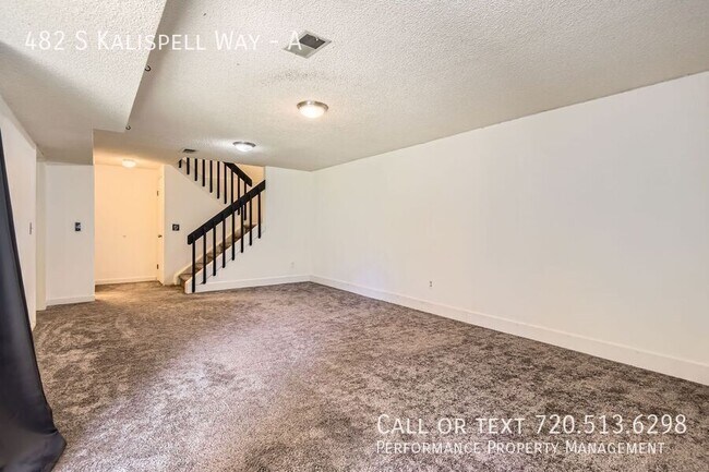 Building Photo - 482 S Kalispell Way