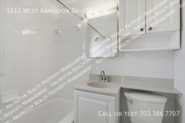 Building Photo - 1612 W Abingdon Dr