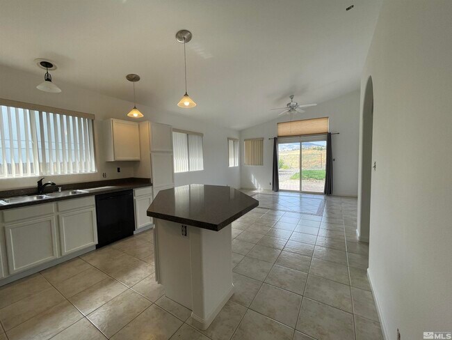 Building Photo - 1715 Polo Park Dr