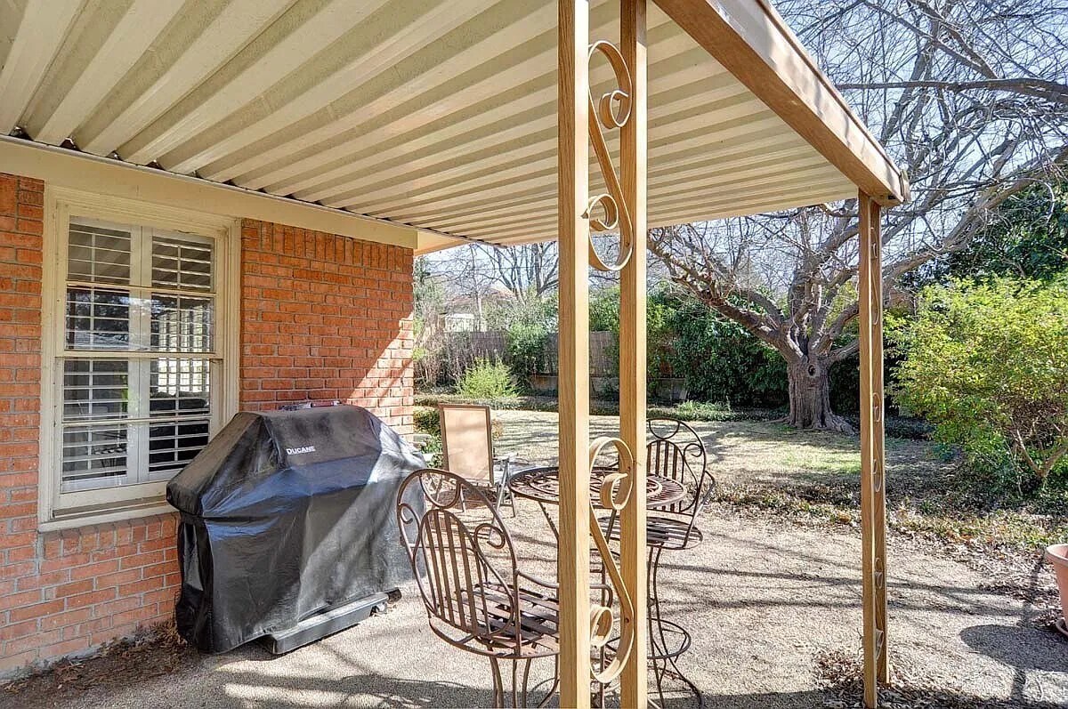 Building Photo - 3355 Bilglade Rd