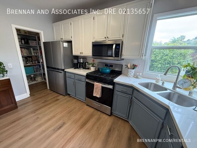 Building Photo - 1415 Granite Hills Dr