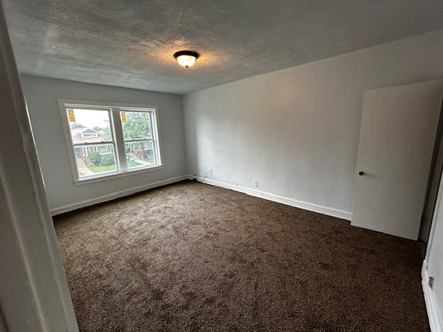 Building Photo - 1820 W 78th St